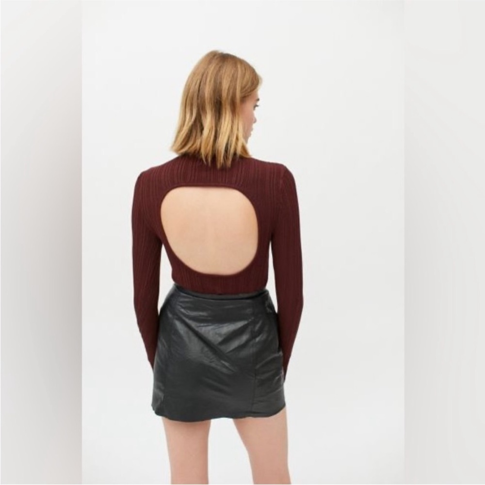 BDG Urban outfitters Kiara brown Rust ribbed open back knit Sweater medium